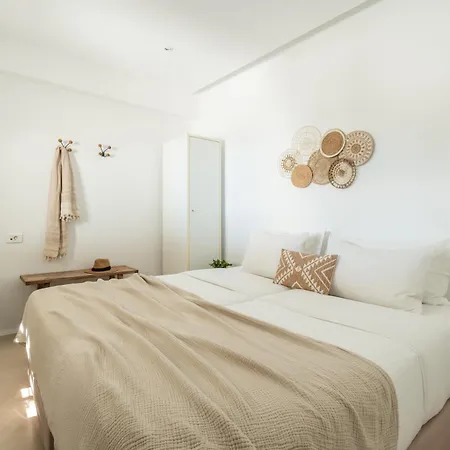 Namaste Boutique Mykonos * 투를로스